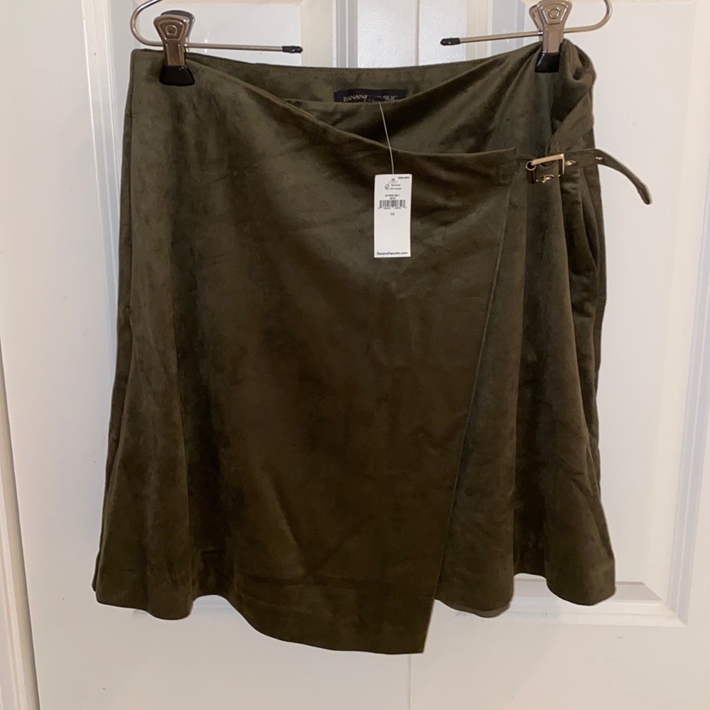 Olive Green banana republic Velvet skirt